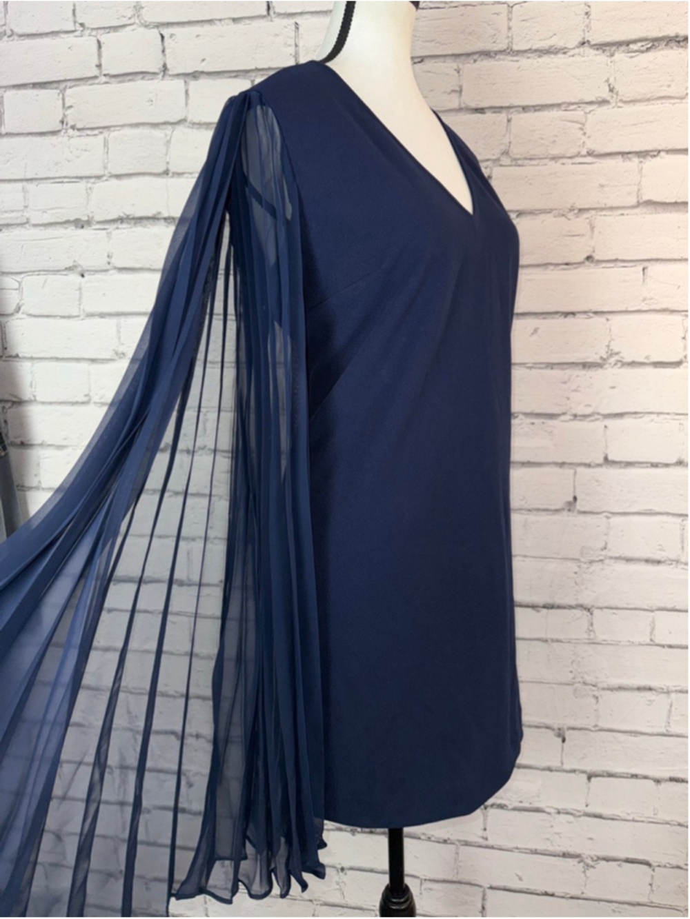 Women's Trina Turk Navy Celestina Mini Dress w/ Pleated Cape Sleeves Size 8 NEW - Picture 4 of 14